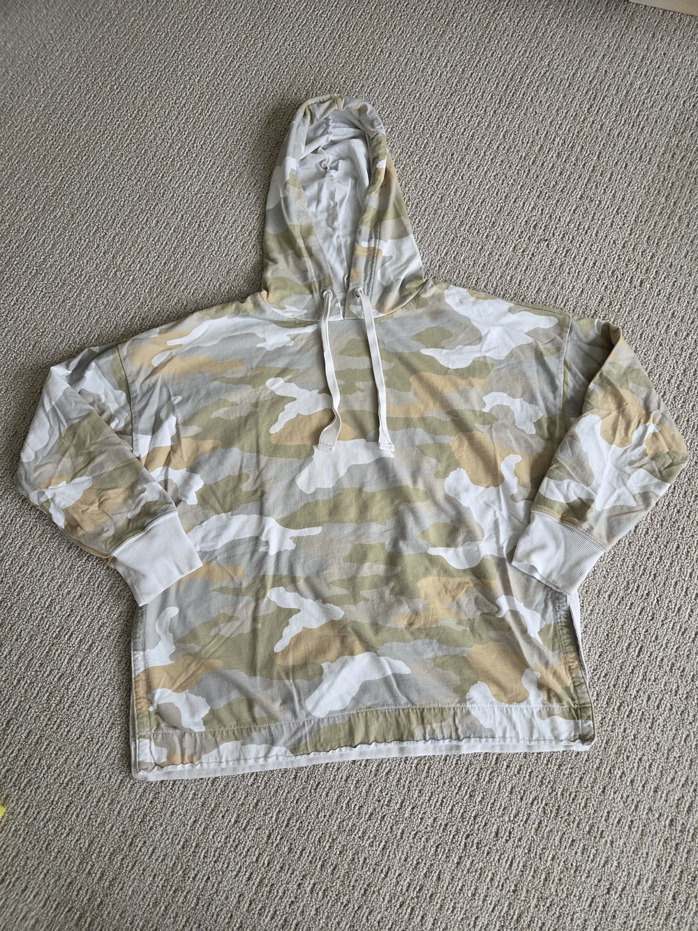 Aerie Camouflage Hoodie Size L